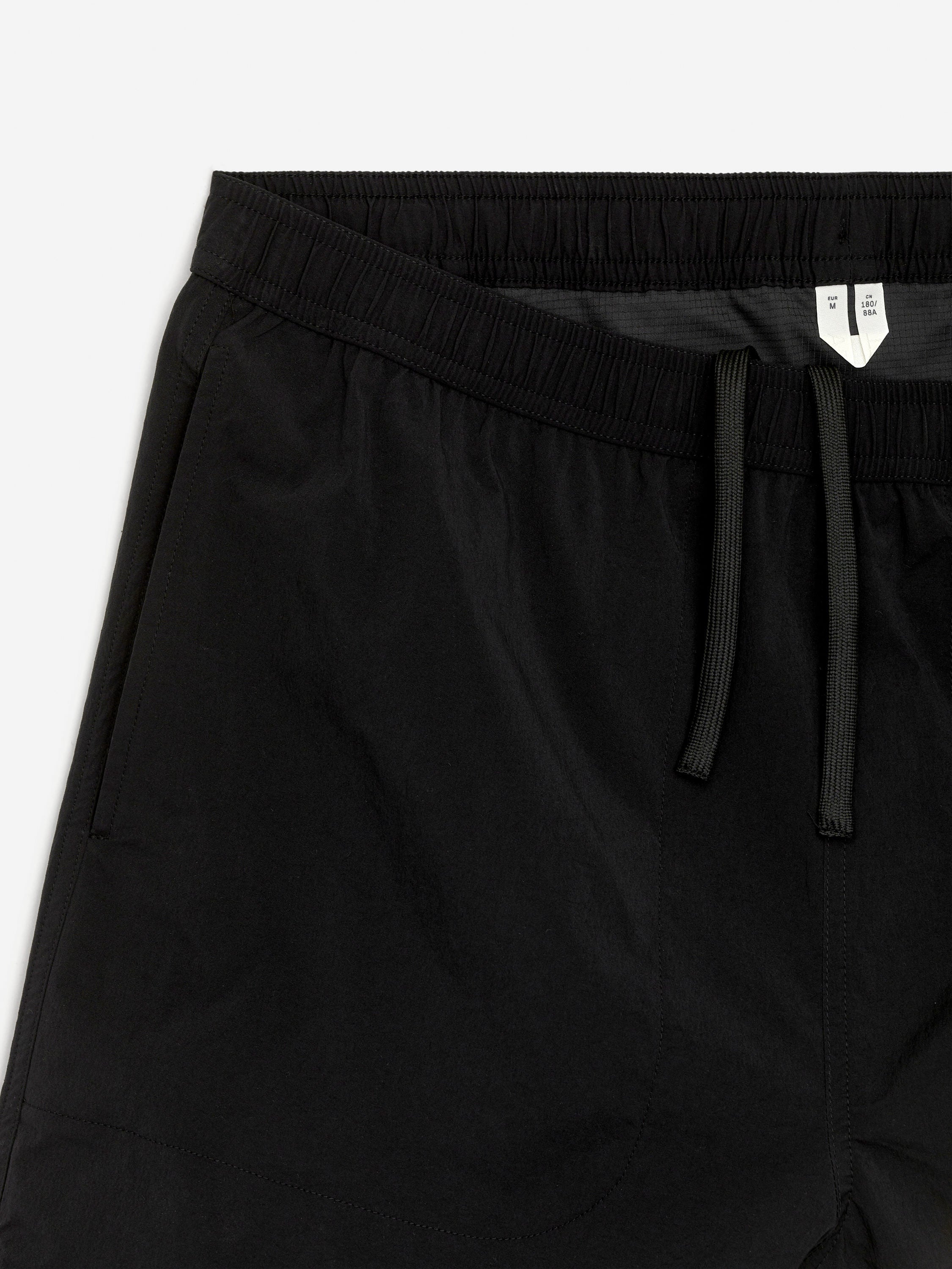 ACTIVE Light Shorts - Black - Image 6