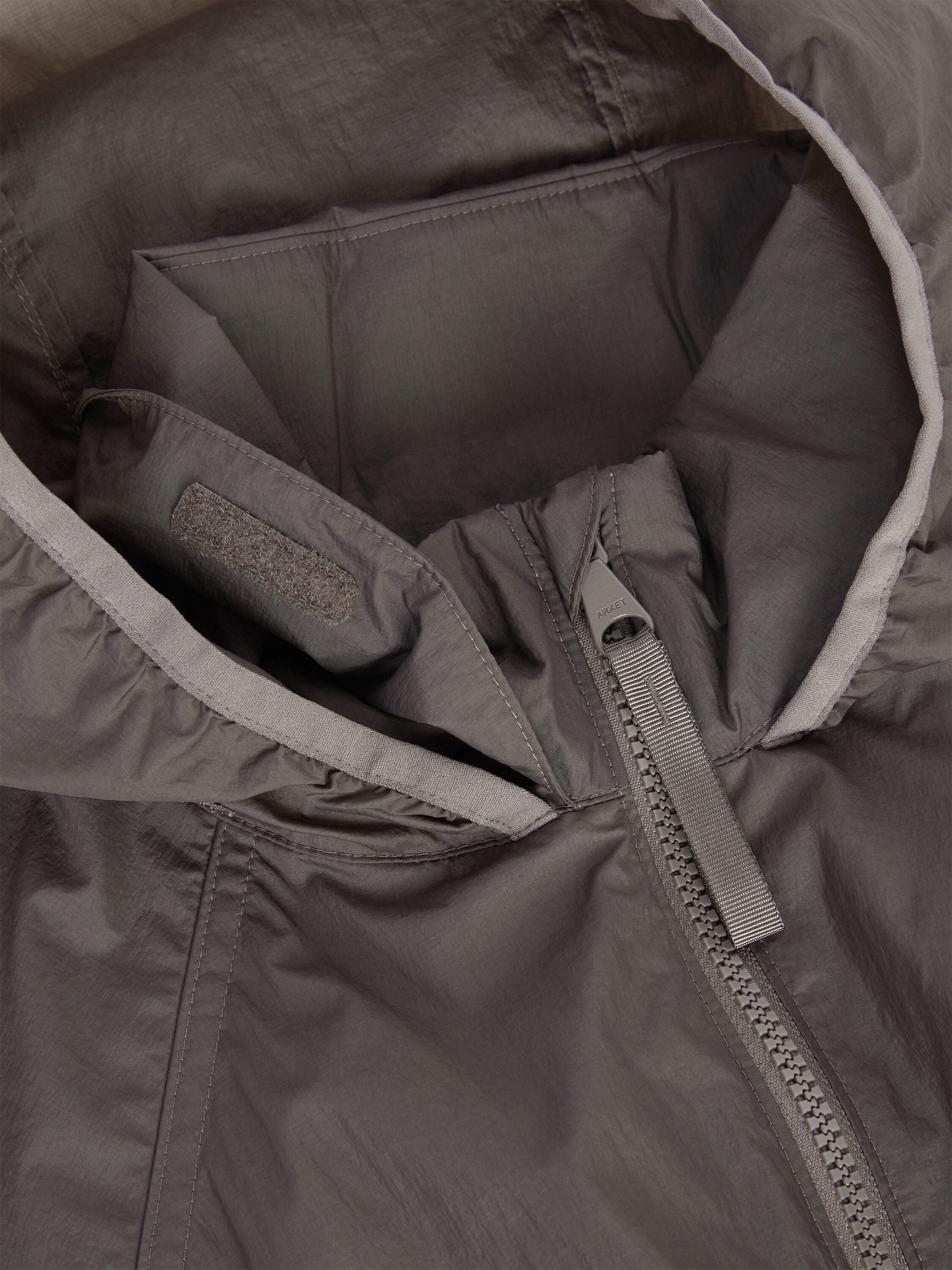 ACTIVE Windbreaker - Grey - Image 10