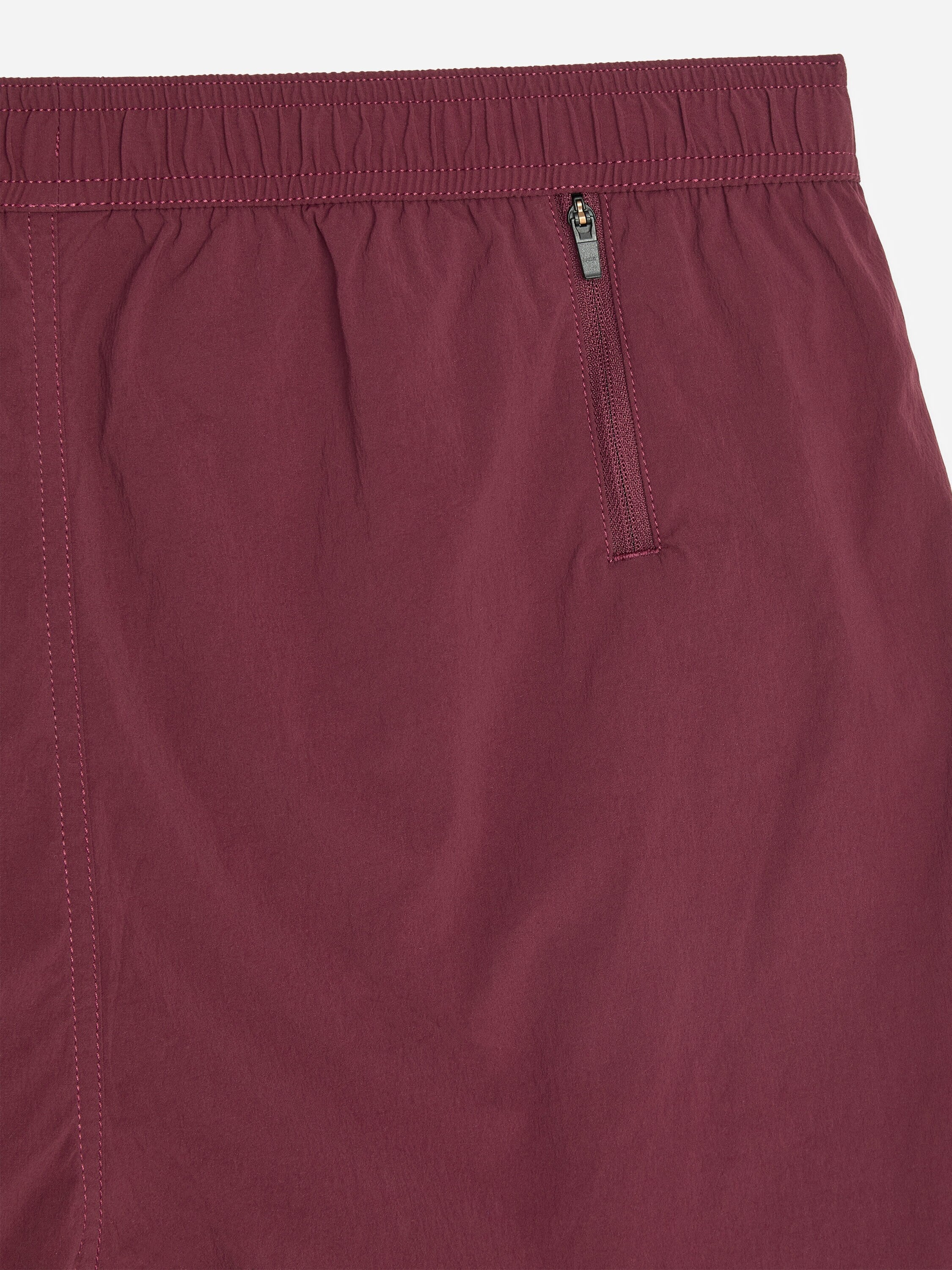 ACTIVE Light Shorts - Red - Image 6