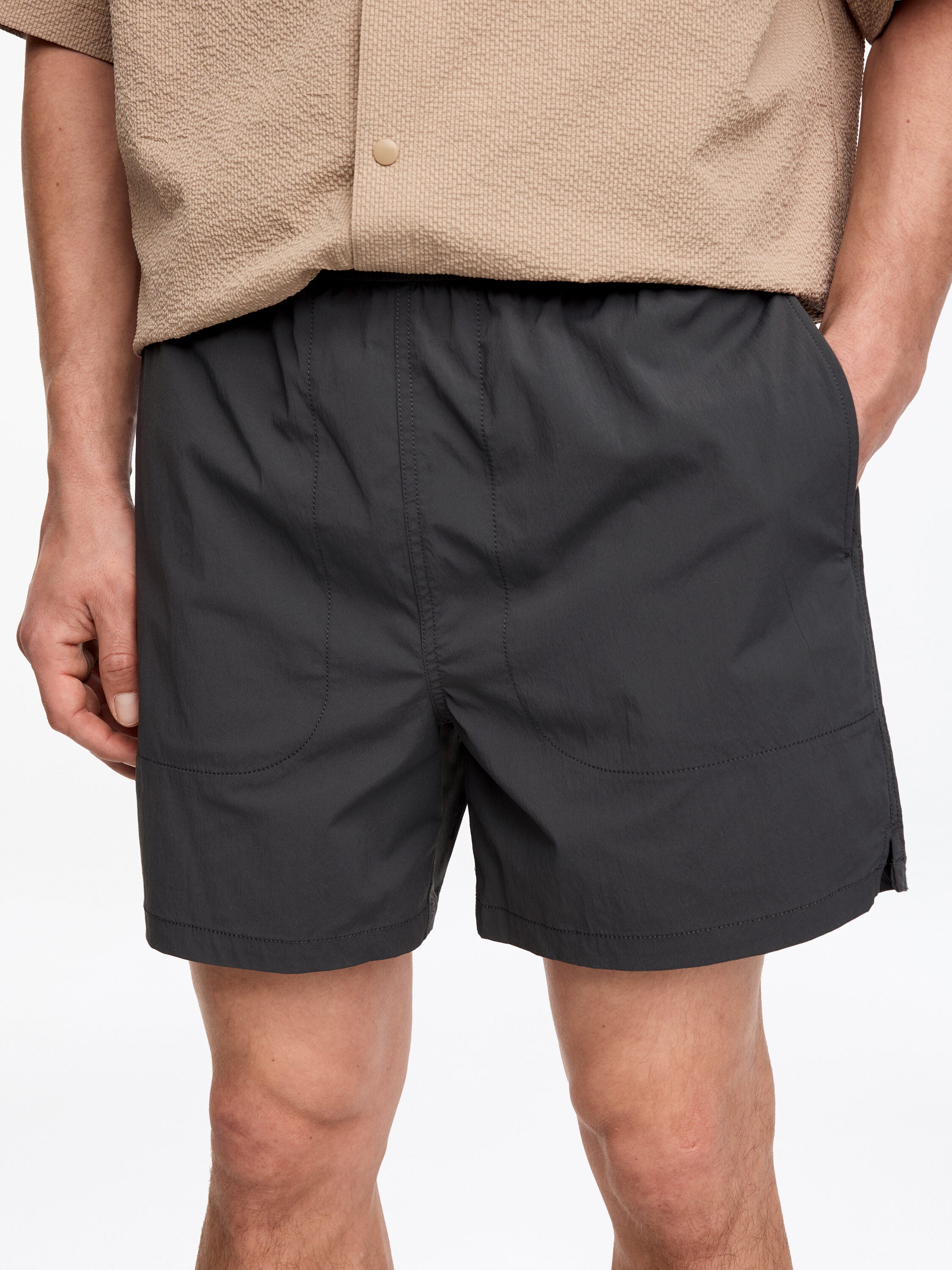 ACTIVE Light Shorts - Grey - Image 4